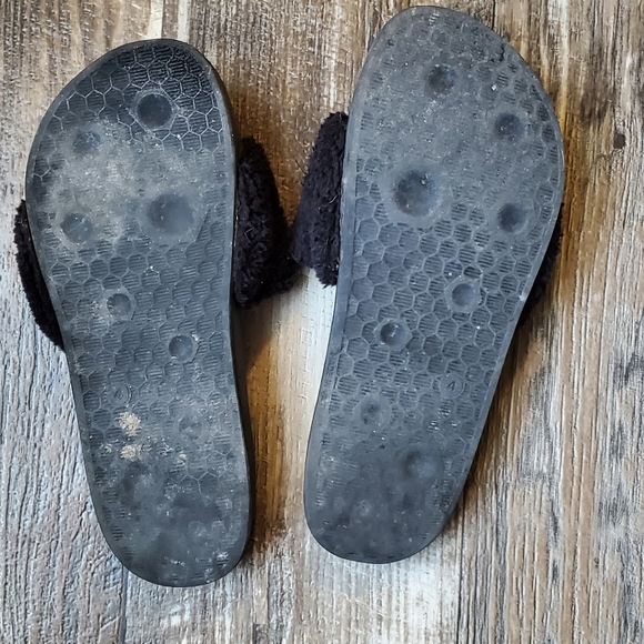 Puma Fenty Slides (size 7) - Picture 3 of 3